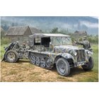 Pienoismalli: Italeri: Kfz.10 DEMAGD7 with 7,5cm Le. IG 18 (1:35) MINIT