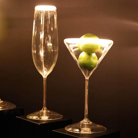 SEGULA LED-lamppu Floating Martini, E27, 6 W, 922 himmeä