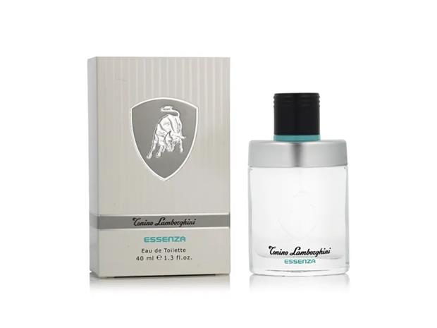 Essence (WT, M, 40)