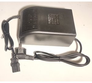 Autokruiser: Laturi