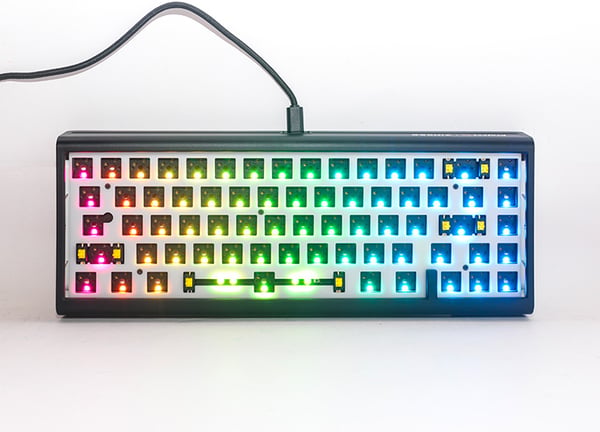 Ducky Tinker 65 Barebone, pelinäppäimistön runko