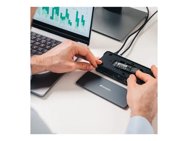 Verbatim Pro USB-C Docking Station with 256GB SSD