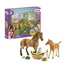 Schleich - Horse Club - Sarahâ€™s Baby Animal Care (42432)