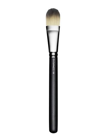 MAC Cosmetics Brushes 190 Foundation