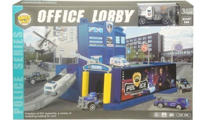 Poliisitukikohta autolla, 22 osaa – kuva 1/1