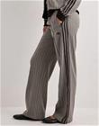 Adidas Originals - Ruskea - Classic Tp