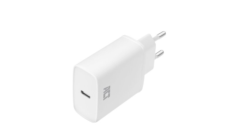 ACT Compact USB-C Charger 20W for fast charging
