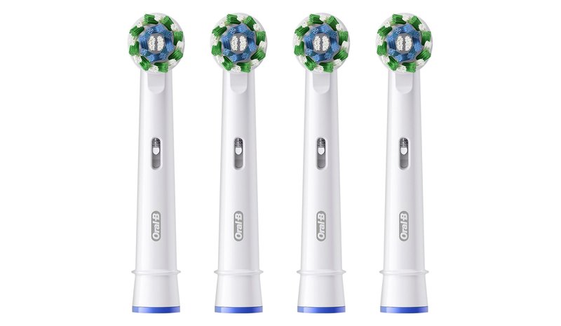 Oral-B CrossAction 4 pc(s) White