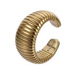 Lykken Trend kullattu kaareva earcuff teräskorvakoru 12 mm