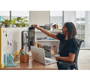 HP Poly Blackwire 3220 Stereo USB-C Headset +USB-C/A Adapter