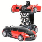Muuntuva Leluauto Robotiksi Ilman Paristoja Törmäyksessä