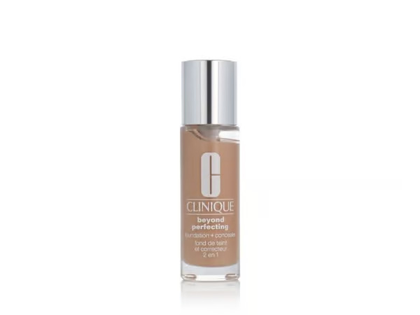 Clinique Beyond Perfecting Makeup + Concealer CN 52 Neutral