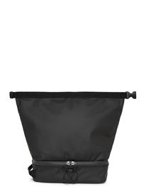 BOSS Stenson_Rolltop Wash - Black - ONE SIZE