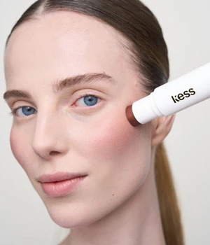 Kess Berlin Blush & Glow Refill Poskipuna 5.5 g Bronzy-Glow