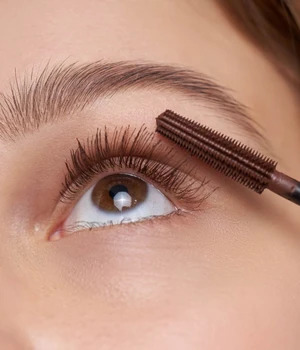 Kess Berlin Day Mascara Ripsiväri 7.5 ml Brown