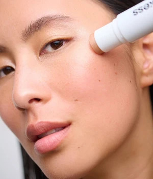 Kess Berlin Blush & Glow Refill Highlighter 5.5 g Sun-Glow