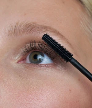 Kess Berlin Day Mascara Ripsiväri 7.5 ml Black