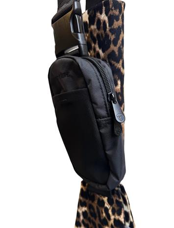 Wildride Premium Slide On Accessory Bag - Black - ONE SIZE – kuva 1/3