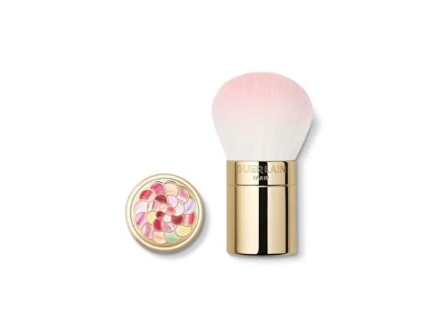 Guerlain Météorites powder brush -sivellin