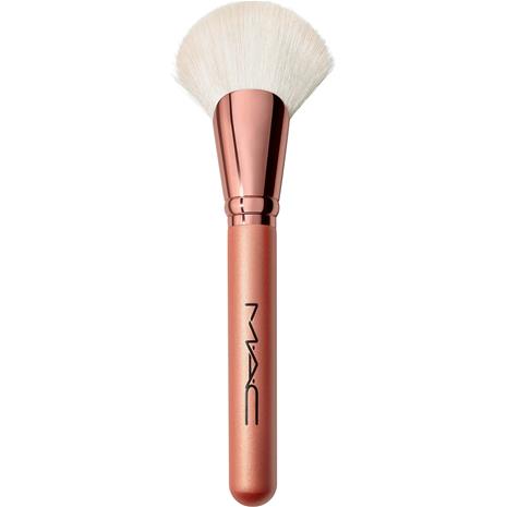 MAC Bronzer fan brush 143s -meikkisivellin