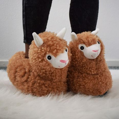 Mikamax Alpaca Slippers