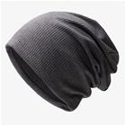 Beanie Pipo Vaaleanharmaa, Urheiluasusteet