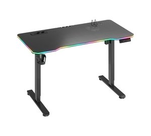 Cepter Elevate RGB, pelipöytä