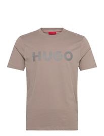 HUG50467556_230934360