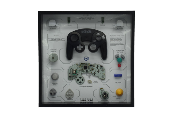GRC Retro Art Nintendo Gamecube Controller -display, Musta
