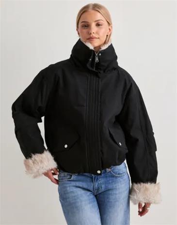 Nelly - Musta - Bomber Parka Jacket