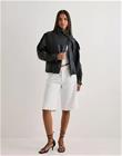 Nelly - Musta - Thin Strap Heel