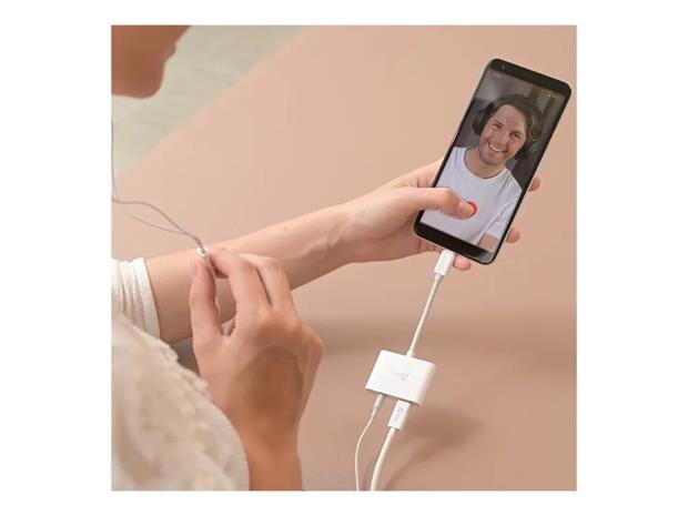 j5create USB-C to 3.5mm Audio Adapter (with PD)