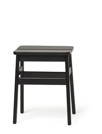 Form & Refine Angle Standard jakkara 45 cm Musta