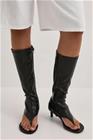 Nelly - Musta - Sock Thong Boot