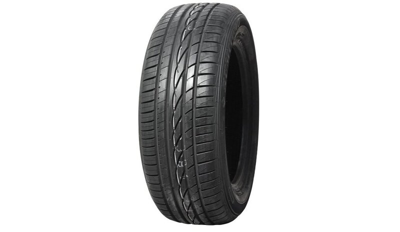 Sumitomo BC100 215/60R16 95 V – kuva 1/1