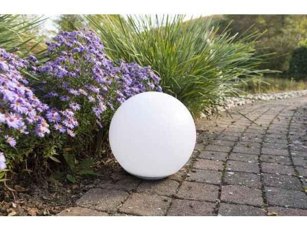 Kelluva solar-LED-valopallo Globo