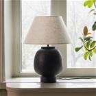 Globen Lighting Lorenzo -pöytälamppu, musta, korkeus 46 cm, keramiikka