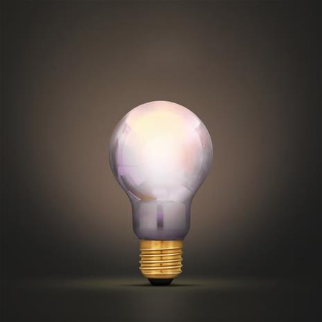 LED-lamppu Pearl E27 4 W 470 lm, 3 valotilaa