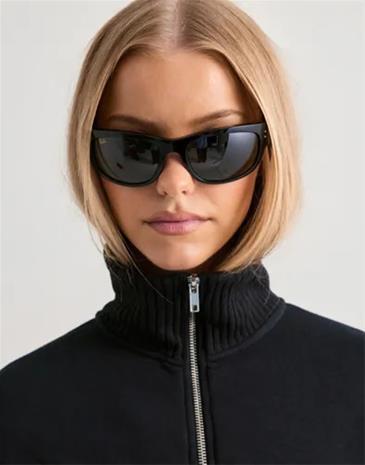 Ray-Ban - Musta - Mega Balorama
