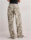 Nelly - Beige - Camo Cargo Pants