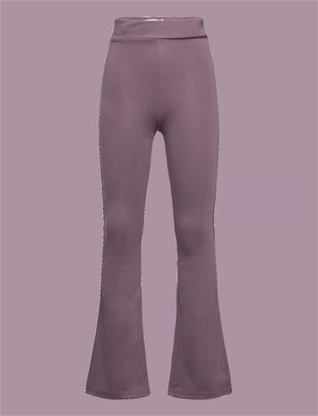 NI13177337_226305486 – kuva 2/3