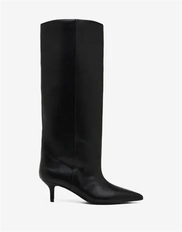 Nelly - Musta - Perfect Pointy Boot