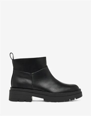 Nelly - Musta - Low Shaft Boot