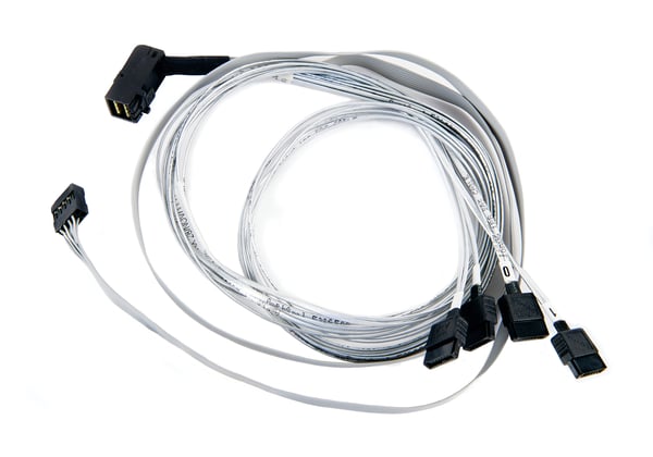 Adaptec Serial Attached SCSI (SAS) internt kabel