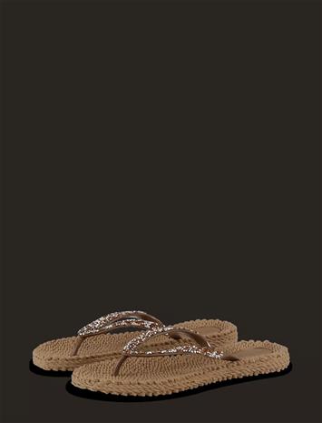 IJACHEERFUL03G_231771258