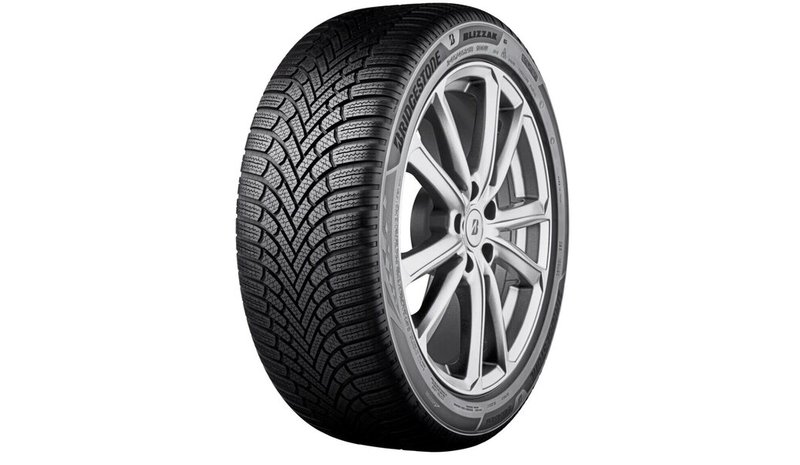 Blizzak 6 255/40 R21 102W – kuva 1/4