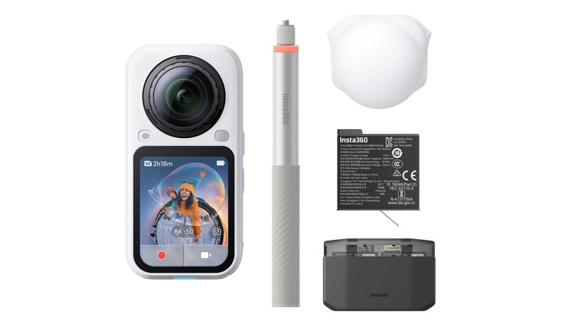 Insta360 X6 Essentials Bundle 93556
