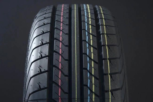 CW-20 Cargo Grip 235/60-17C
