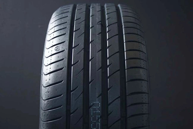 Goodride SOLMAX 1 245/40-19