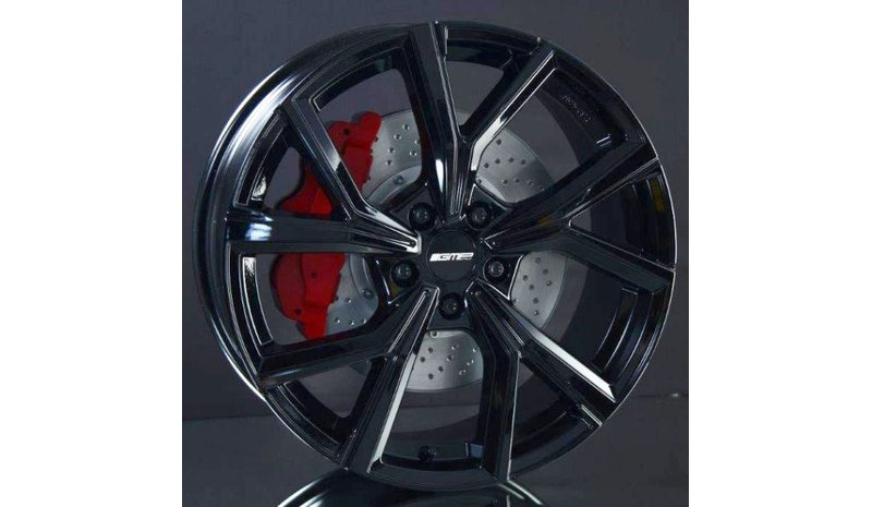 GMP Mentor Shiny Black 8x18 5/112 ET45 B66.5 – kuva 1/2
